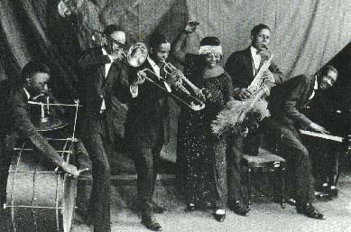 Ma Rainy with Tom Dorsey on piano